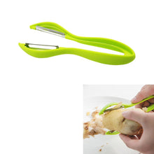 Load image into Gallery viewer, Your Brand Kitchen combo - Mini Juicer and Dual Sided Vegetables Peeler
